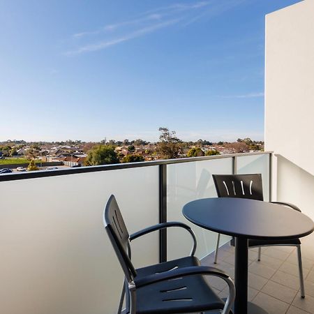 Quest Werribee Aparthotel Kültér fotó